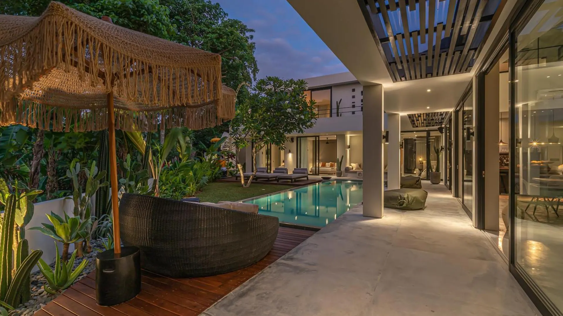 Villa Prana - High End Boutique Style Interior Design 5 Bedroom Villa Canggu
