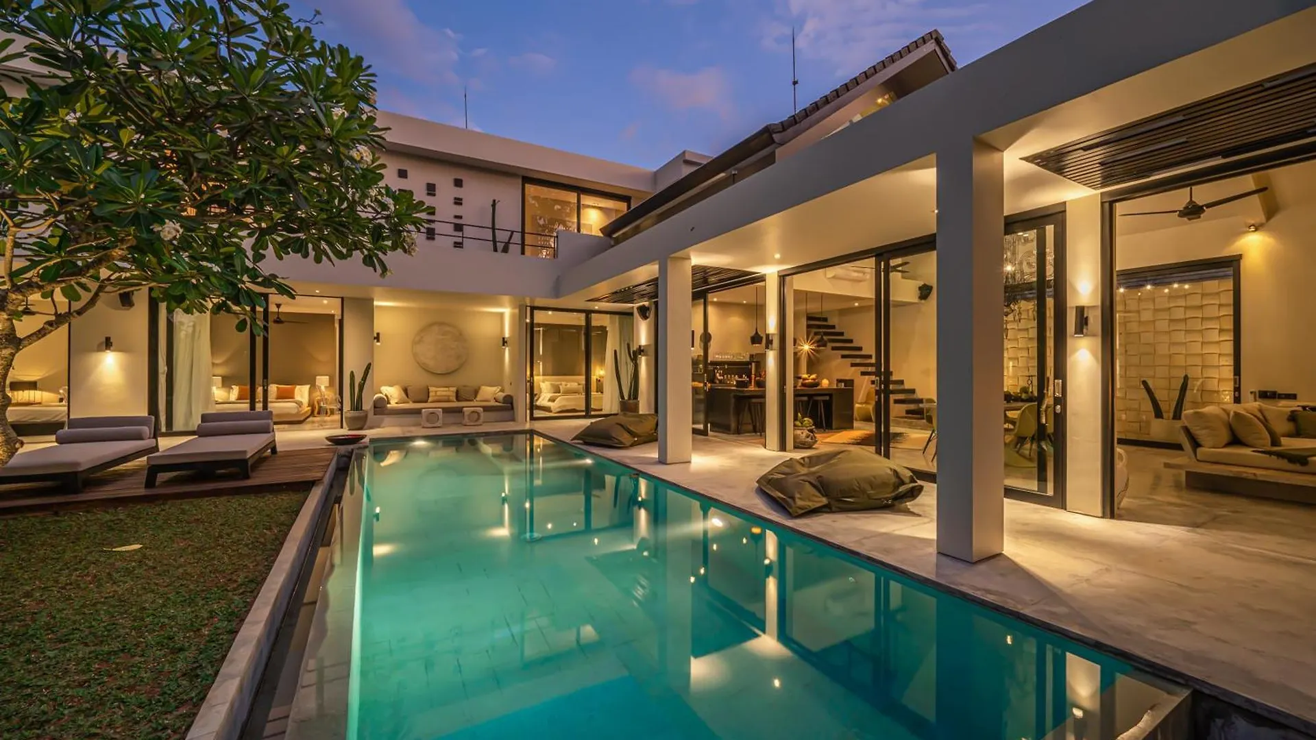 Villa Prana - High End Boutique Style Interior Design 5 Bedroom Villa Canggu