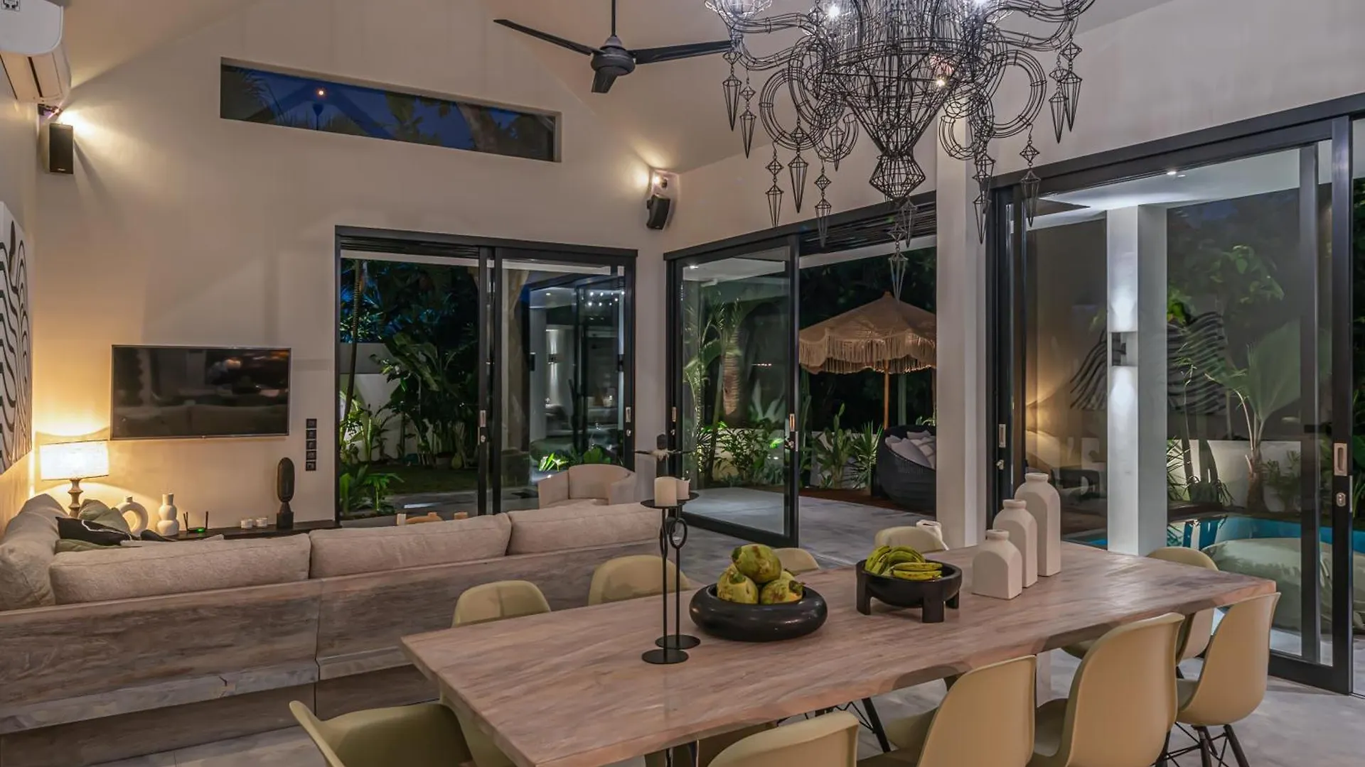 Villa Prana - High End Boutique Style Interior Design 5 Bedroom Villa Canggu  Indonesia