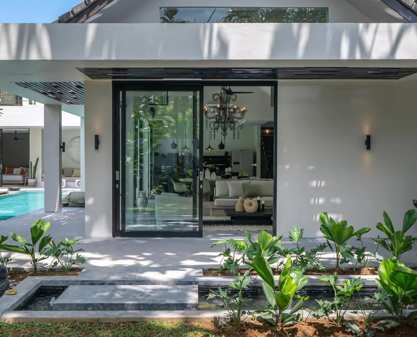 Villa Prana - High End Boutique Style Interior Design 5 Bedroom Villa Canggu  Canggu (Bali)