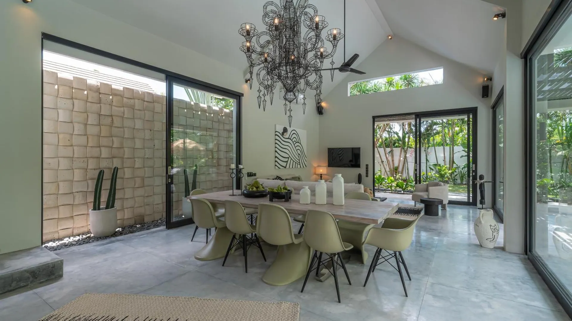 Villa Prana - High End Boutique Style Interior Design 5 Bedroom Villa Canggu  0*, Canggu (Bali)