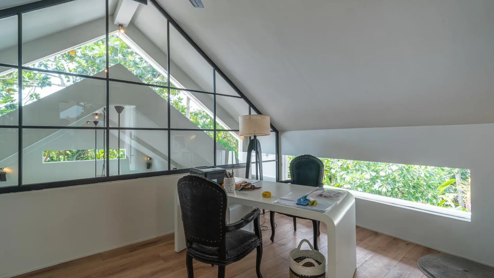 Villa Prana - High End Boutique Style Interior Design 5 Bedroom Villa Canggu