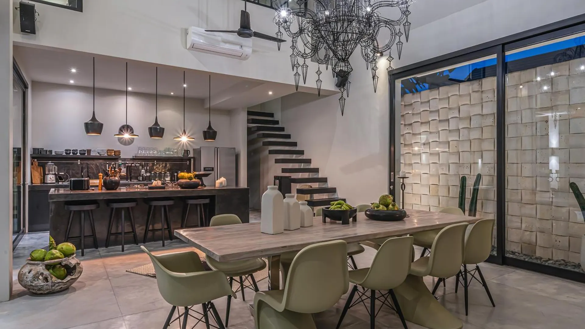 Villa Prana - High End Boutique Style Interior Design 5 Bedroom Villa Canggu  Indonesia